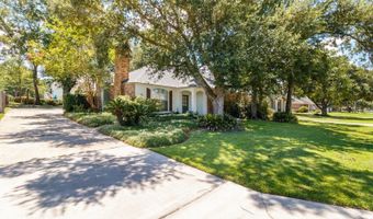 11918 Spring Meadow Dr, Baton Rouge, LA 70818