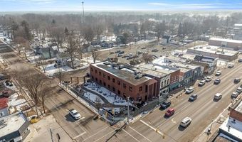 107 S Main St, Almont, MI 48003