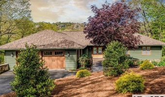 16 S Sassafras Ct, Highlands, NC 28741