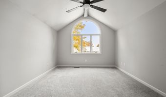 17 Pine Grove Dr, Batesville, IN 47006