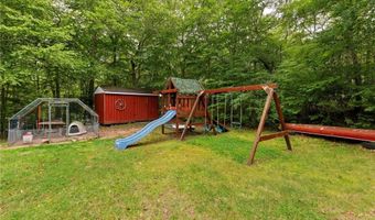47 Buckeye Brook Rd, Charlestown, RI 02813