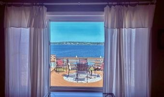 160 Col. John Gardner Rd, Narragansett, RI 02882