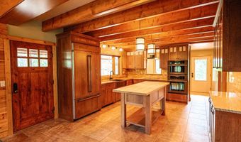 351 Duffers Ln, Cascade, ID 83611