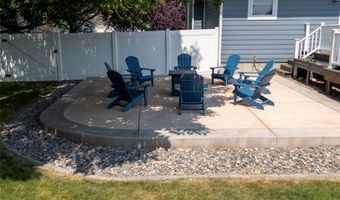 9044 Snow Water Dr, Billings, MT 59101