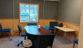 504 Pine Ave, Alma, MI 48801