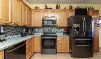 15053 Dutchman Way, Apple Valley, MN 55124