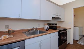 609 Watersedge Dr, Ann Arbor, MI 48105