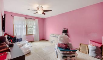 1721 Dorchester Ave, Algonquin, IL 60102
