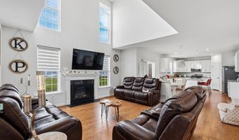 30 CHARLESTON Cir, Dover, DE 19904