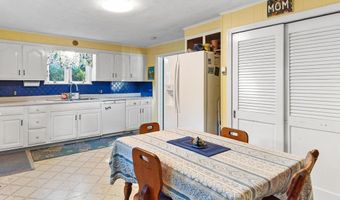 70 Harris St, Coventry, RI 02816