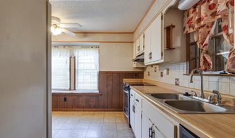 8083 CINDERS Dr, Bartlett, TN 38133