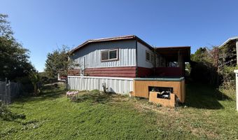 16391 HIGHWAY 101 5, Brookings, OR 97415