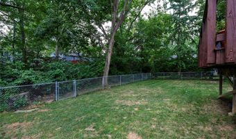 9232 Arrow Dr, Affton, MO 63123