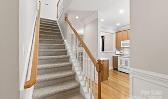 8 Sweet Gum Dr, Asheville, NC 28805