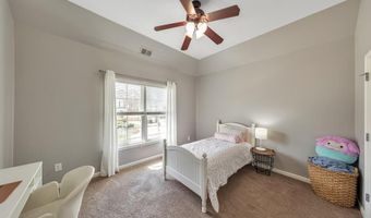 62 Applewood Ln, Acworth, GA 30101
