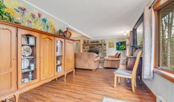 253 Thomas Rd, Blakeslee, PA 18610