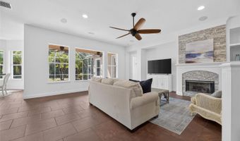 824 ISLEBAY Dr, Apollo Beach, FL 33572