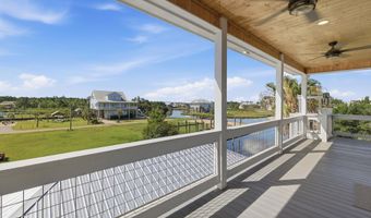4062 Devon St, Bay St. Louis, MS 39520