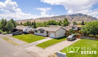 2223 Greever St, Cody, WY 82414