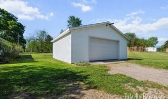 914 32nd St, Allegan, MI 49010