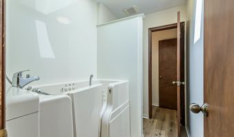 2765 Gladstone Ave, Ann Arbor, MI 48104