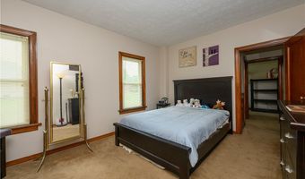 2984 Massillon Rd, Akron, OH 44312