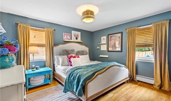 17 Golini Dr, Johnston, RI 02919