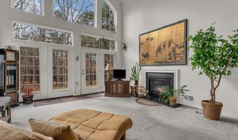 33 Quincy Ter, Barnegat, NJ 08005