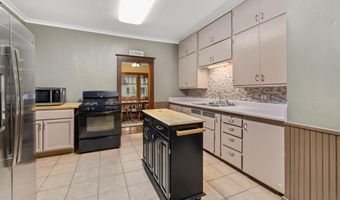 503 S Indiana Ave, Auburn, IN 46706