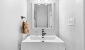5517 7TH St NW 1, Washington, DC 20011