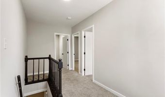 40 Lima St, Warwick, RI 02889