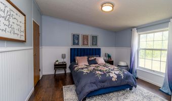 5043 N Adrian Hwy, Adrian, MI 49221