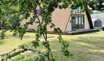 151 E 22nd St, Baxter Springs, KS 66713