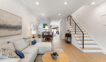 922 8TH St NE, Washington, DC 20002