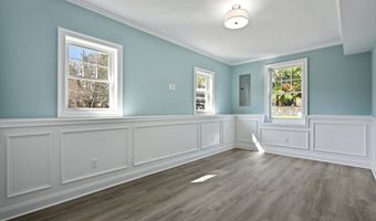 01 Sunrise Rd, Danbury, CT 06811