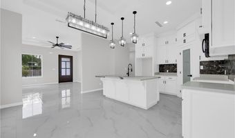 409 S 12th St, Alamo, TX 78516