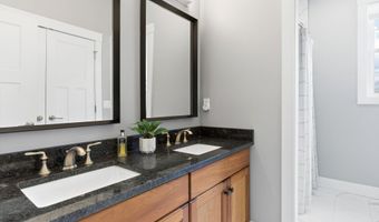20 Pinnacle Ln, Bow, NH 03304
