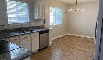 3381 Cromwell Rd, Ann Arbor, MI 48105