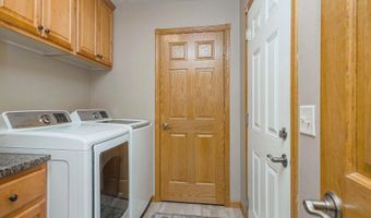 216 W Mountain Ash St, Brandon, SD 57005