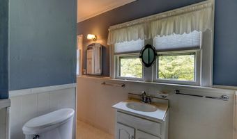 1194 Main St, Andrews, NC 28901
