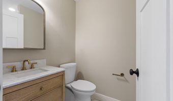 385 Green Rd, Bolton, MA 01740