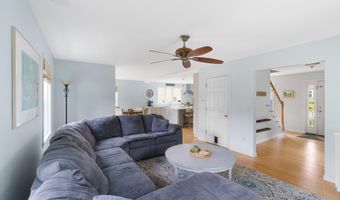 211 Oak St, Bath, ME 04530