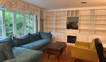 43 N Lorna Ln, Airmont, NY 10901