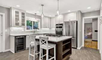 6710 SW 162ND Dr, Beaverton, OR 97007