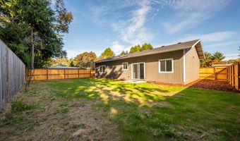 501 NORTH Ave, Bandon, OR 97411