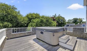 14 Bay View Rd, Charlestown, RI 02813