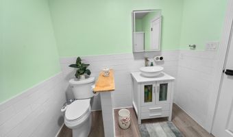 19301 Pleasant View Dr, Abingdon, VA 24211