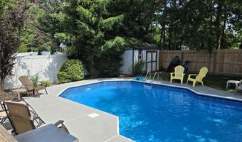 32 Pulaski Dr, Barnegat, NJ 08005