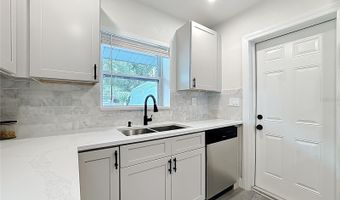 3901 IBIS Dr, Orlando, FL 32803