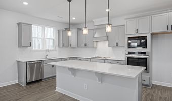 323 Queensferry Ln, Aberdeen, NC 28315